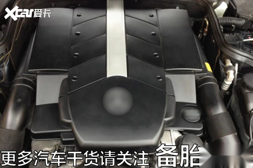 发动机舱脏了用水枪直接冲会出问题吗